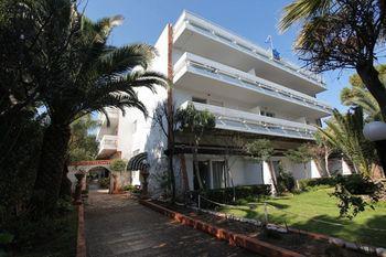 Ballos Apartments Néa Mákri Exteriör bild